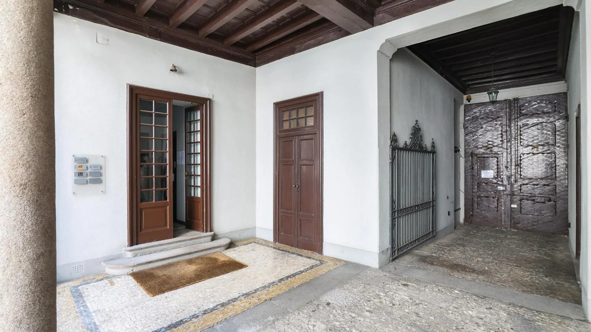 Apartament Prestige Boutique Aparthotel - Montenapoleone Mediolan
